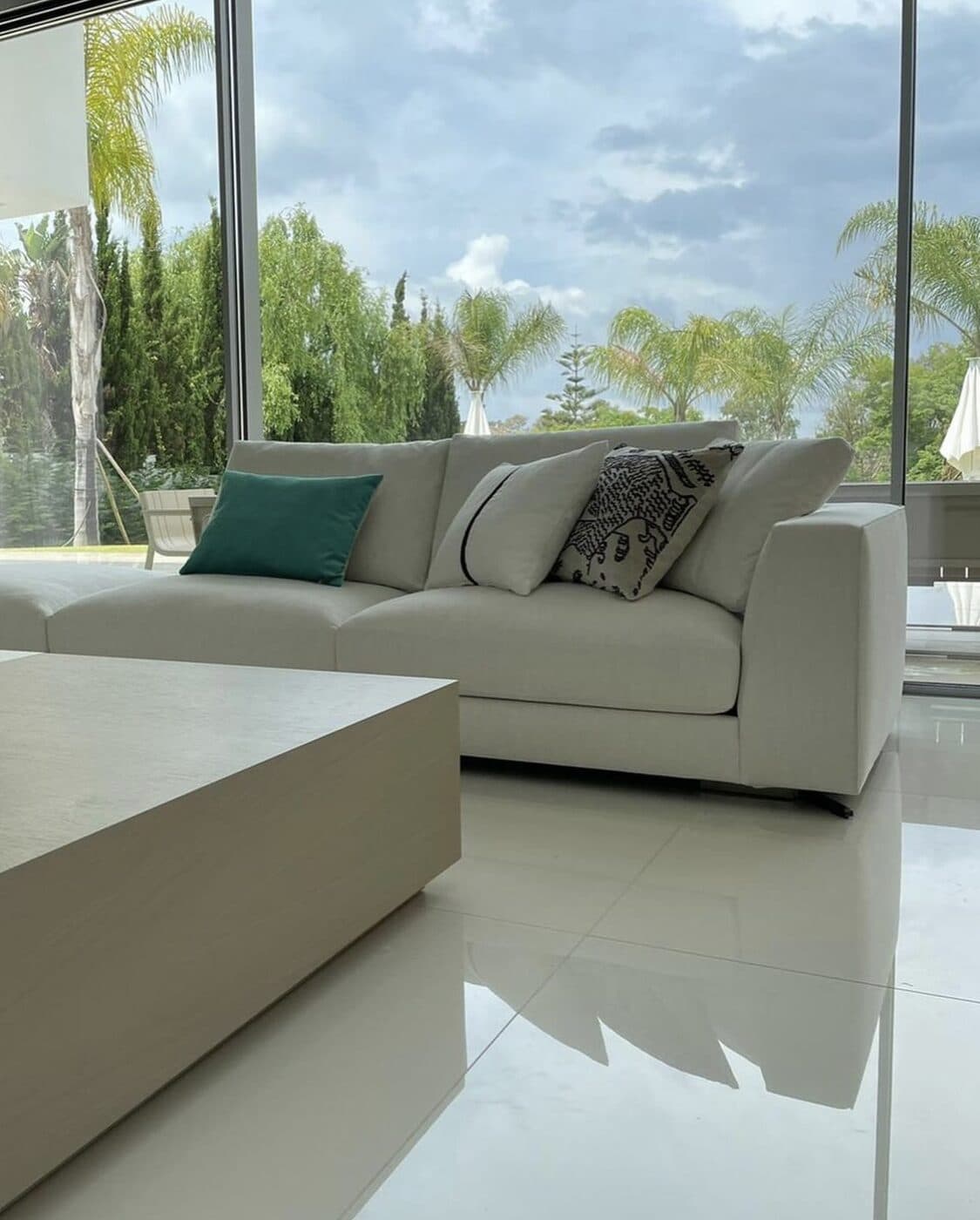 CANAPE HARVEY CASADESUS